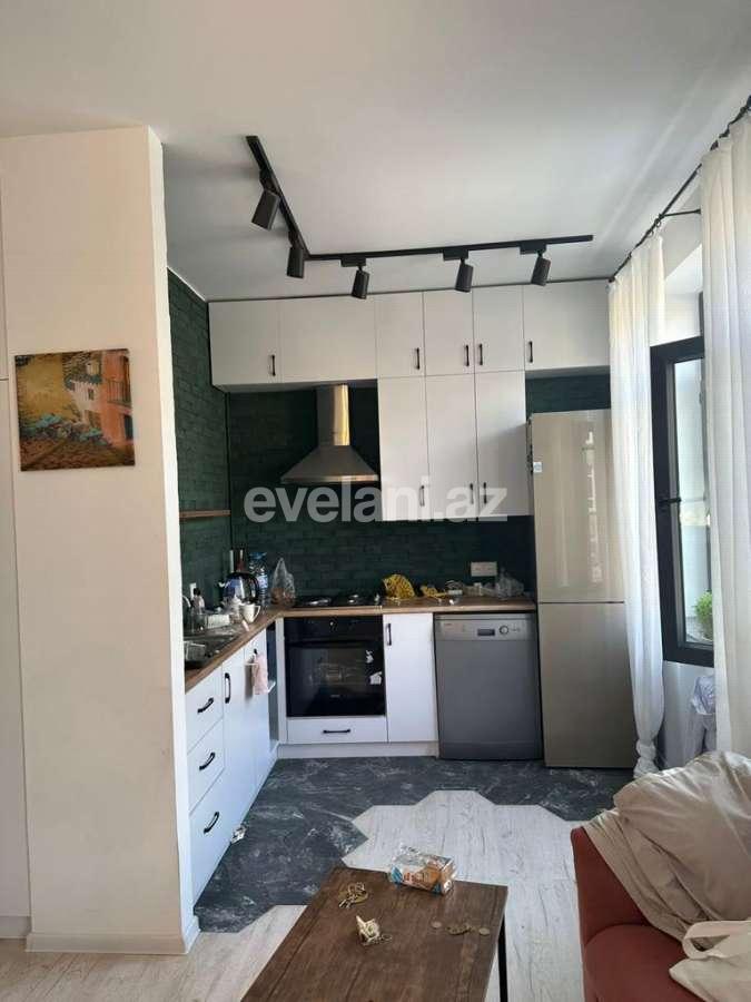 Satılır, köhnə tikili, 2 otaqlı, 63 m², Bakı, Yasamal r, Nizami m.