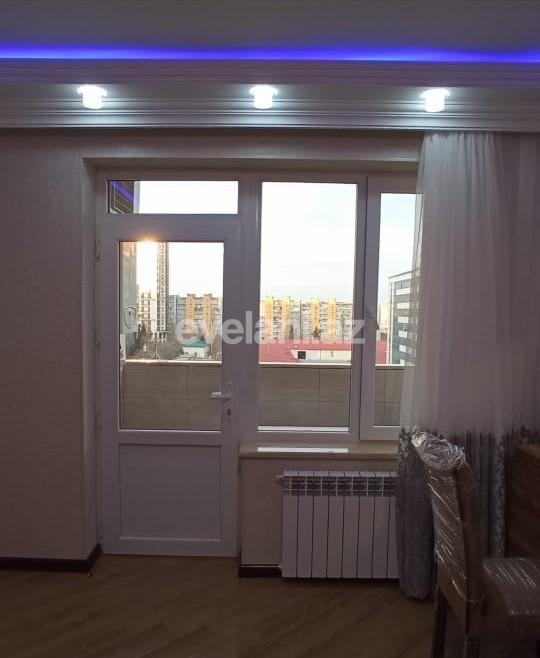 Kirayə verilir, köhnə tikili, 2 otaqlı, 76 m², Bakı, Nəsimi r, 8 Noyabr m.