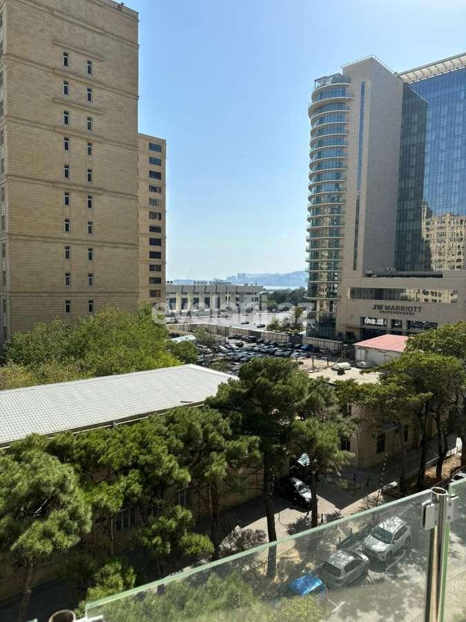 Сдаётся, новостройка, 3-комнаты, 126 m², Баку, Насиминский r, 28 мая m.