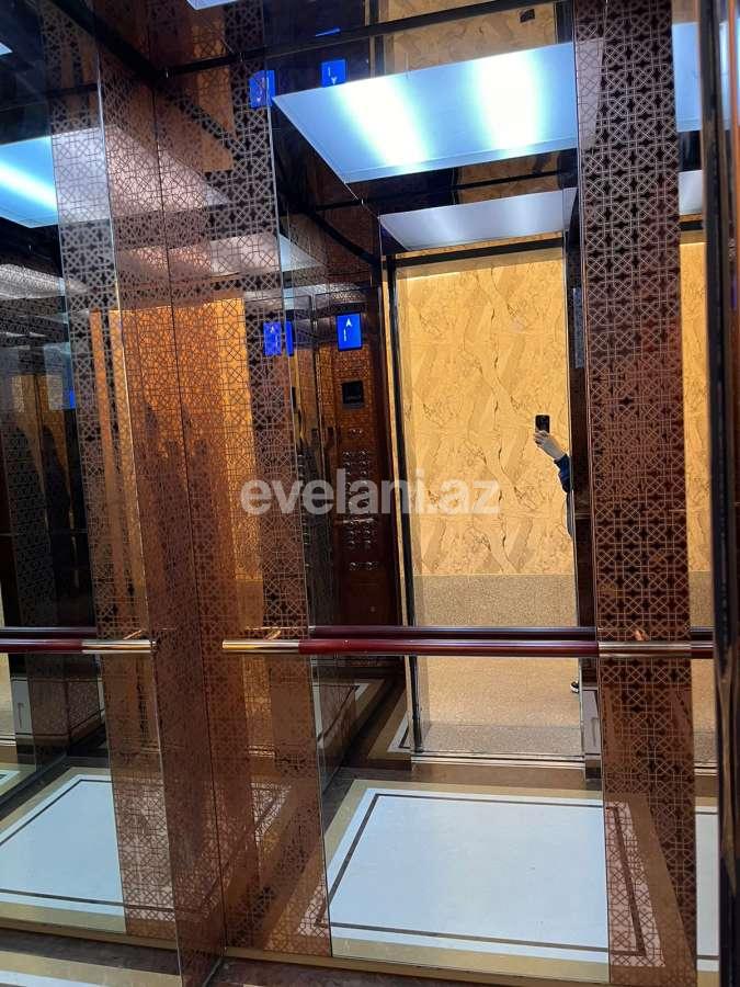 Satılır, yeni tikili, 2 otaqlı, 76 m², Bakı, Binəqədi r, 7-ci mikrorayon q, Azadlıq prospekti m.