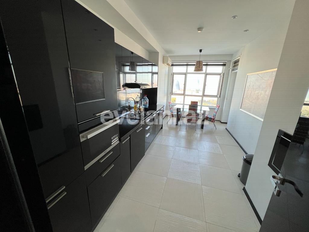 Kirayə verilir, yeni tikili, 2 otaqlı, 102 m², Bakı, Səbail r, Badamdar q, İçəri Şəhər m.