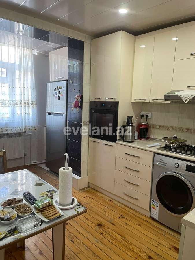 Sale, old building, 4 room, 100 m², Baku, Khatai r, Ahmedli m.