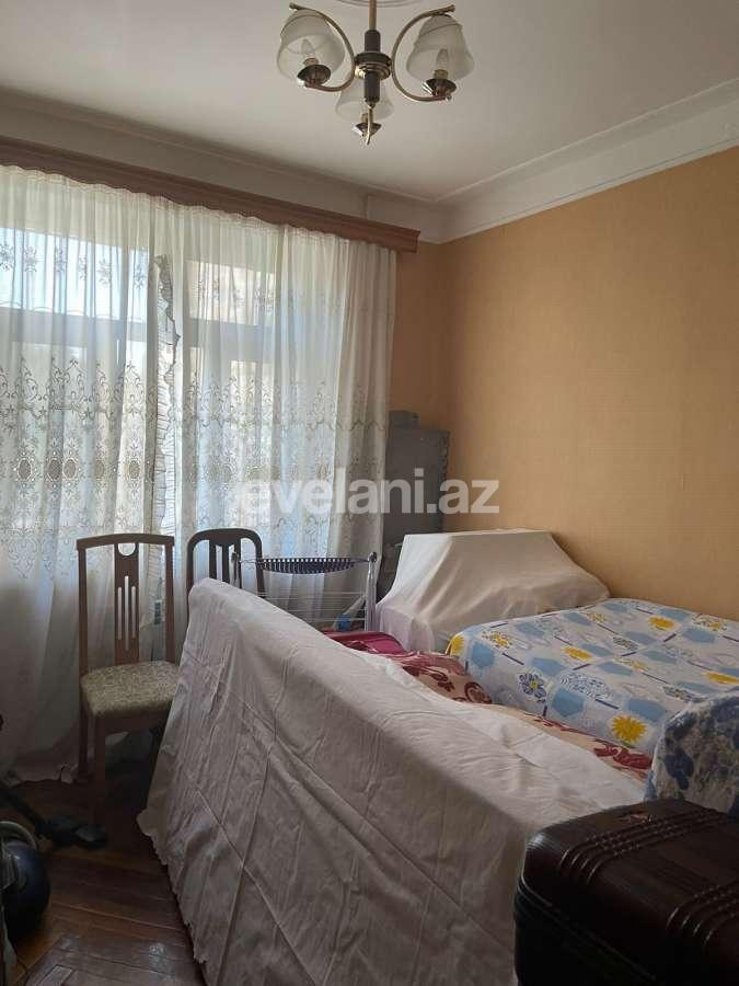 Sale, old building, 4 room, 100 m², Baku, Khatai r, Ahmedli m.