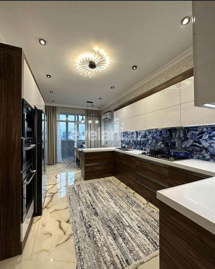 Продаётся, новостройка, 4-комнаты, 217 m², Баку, Хатаинский r, Шах Исмаил Хатаи m.