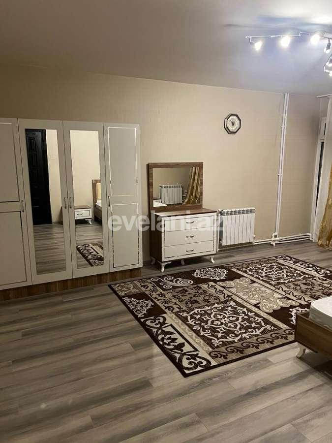 Kirayə verilir, köhnə tikili, 5 otaqlı, 200 m², Bakı, Yasamal r, Elmlər Akademiyası m.