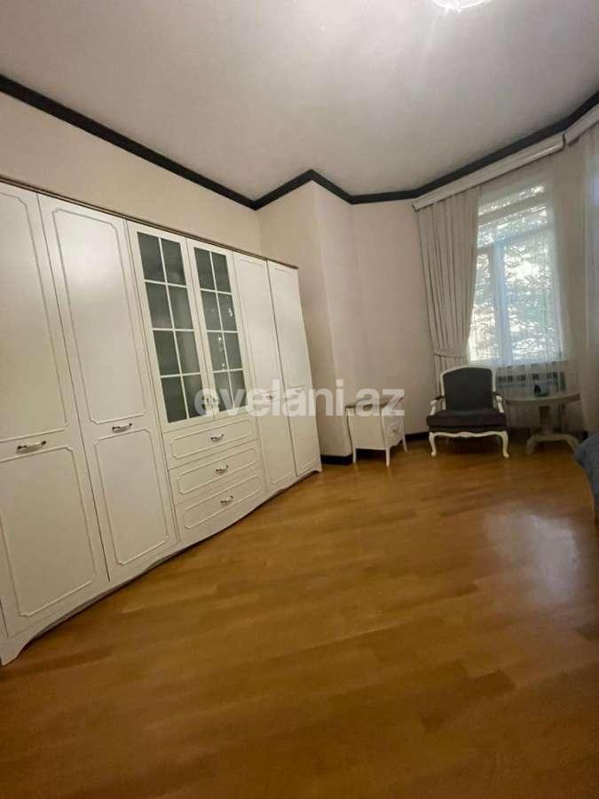 Kirayə verilir, köhnə tikili, 4 otaqlı, 131 m², Bakı, Səbail r, İçəri Şəhər m.