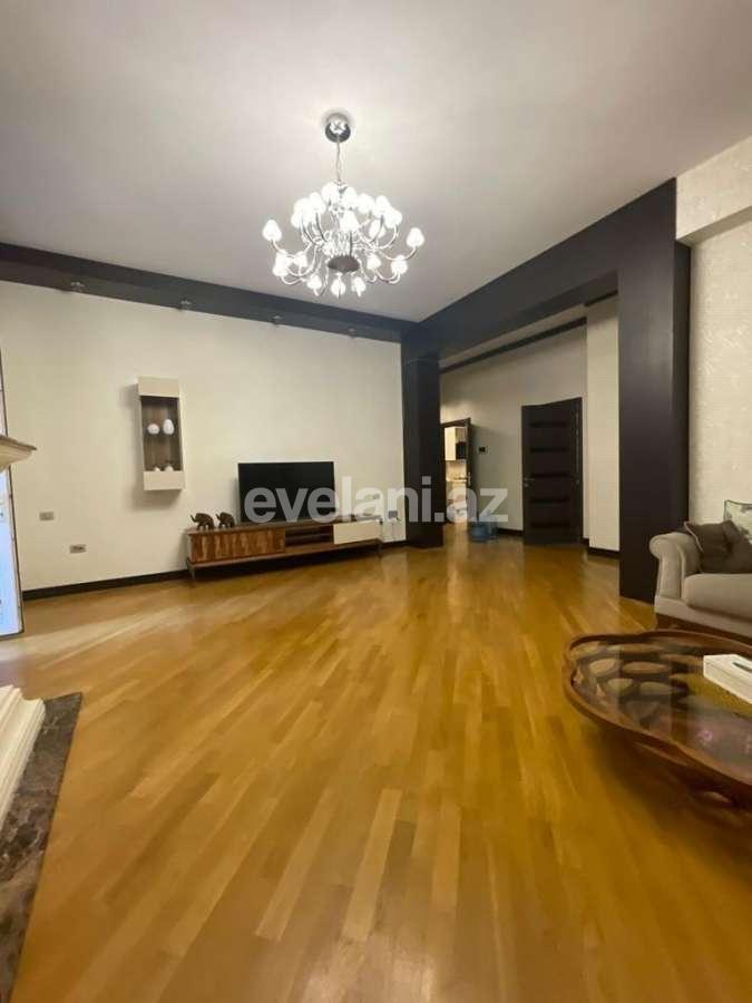 Kirayə verilir, köhnə tikili, 4 otaqlı, 131 m², Bakı, Səbail r, İçəri Şəhər m.