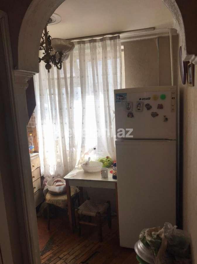 Satılır, köhnə tikili, 3 otaqlı, 75 m², Bakı, Nərimanov r, Nəriman Nərimanov m.