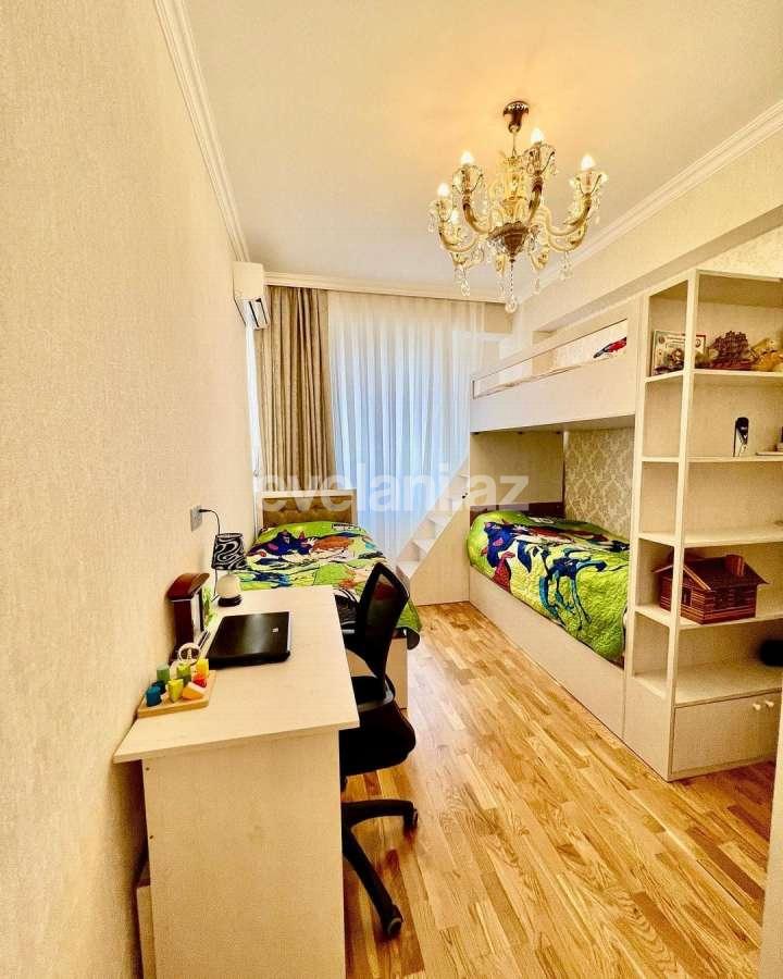 Satılır, yeni tikili, 67 otaqlı, 67 m², Bakı, Nizami r, Qara Qarayev m.
