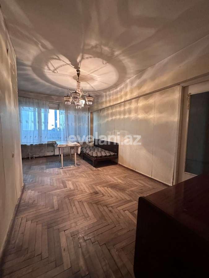 Rent, old building, 3 room, 80 m², Baku, Nizami r, 28 may m.