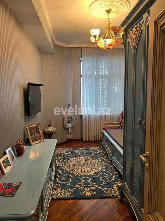 Satılır, köhnə tikili, 4 otaqlı, 200 m², Bakı, Nərimanov r, Nəriman Nərimanov m.