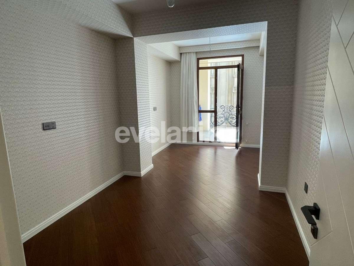 Satılır, yeni tikili, 3 otaqlı, 120 m², Bakı, Səbail r, Bayıl q, İçəri Şəhər m.