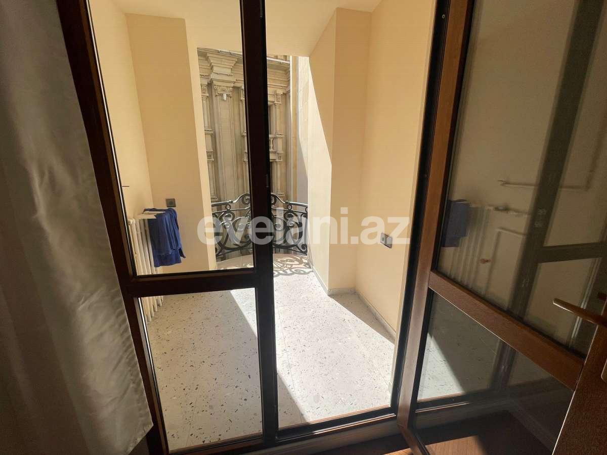 Satılır, yeni tikili, 3 otaqlı, 120 m², Bakı, Səbail r, Bayıl q, İçəri Şəhər m.