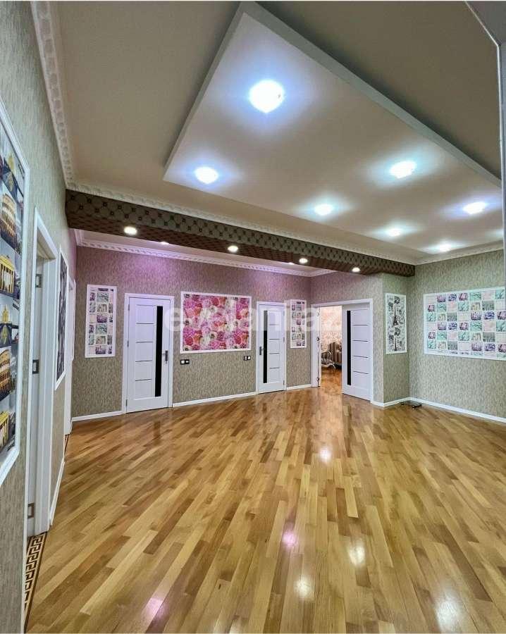 Satılır, yeni tikili, 3 otaqlı, 147 m², Bakı, Binəqədi r, 9-cu mikrorayon q, Memar Əcəmi m.