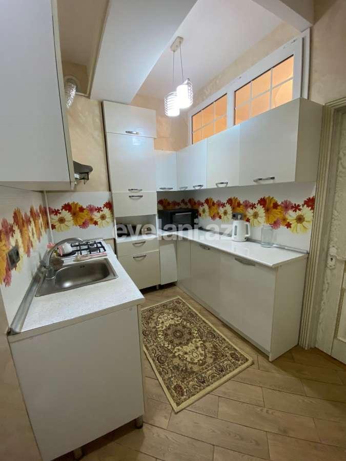 Satılır, yeni tikili, 3 otaqlı, 65 m², Bakı, Yasamal r, Elmlər Akademiyası m.