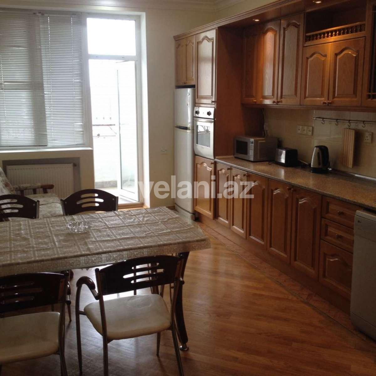 Rent, new building, 3 room, 140 m², Baku, Yasamal r, Nizami m.