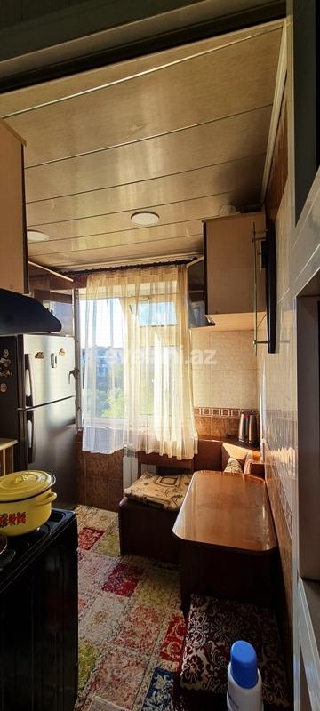 Satılır, köhnə tikili, 2 otaqlı, 50 m², Bakı, Nizami r, 8-ci kilometr q, Neftçilər m.