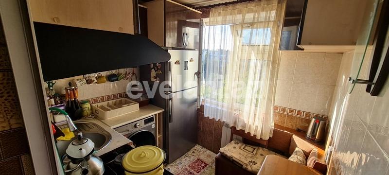 Satılır, köhnə tikili, 2 otaqlı, 50 m², Bakı, Nizami r, 8-ci kilometr q, Neftçilər m.