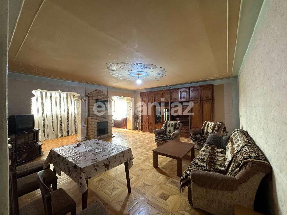 Satılır, köhnə tikili, 3 otaqlı, 71 m², Bakı, Nizami r, 8-ci kilometr q, Neftçilər m.