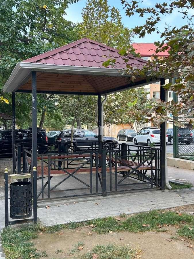 Satılır, köhnə tikili, 3 otaqlı, 71 m², Bakı, Nizami r, 8-ci kilometr q, Neftçilər m.