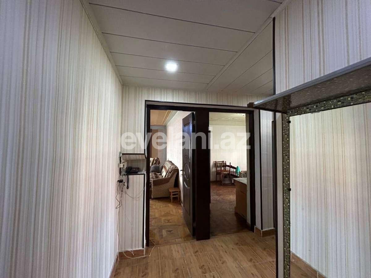 Satılır, köhnə tikili, 3 otaqlı, 71 m², Bakı, Nizami r, 8-ci kilometr q, Neftçilər m.