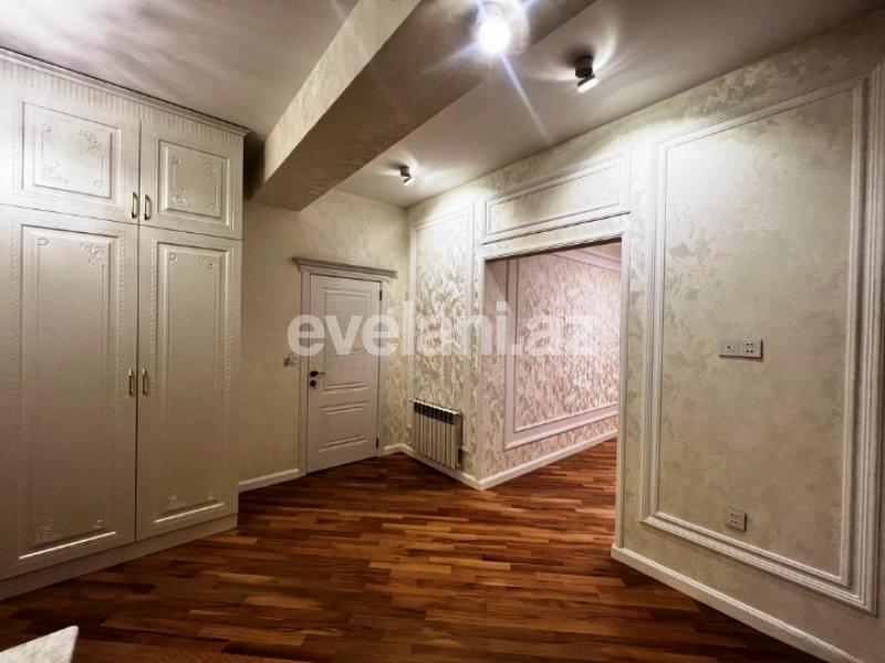 Satılır, yeni tikili, 2 otaqlı, 70 m², Bakı, Nizami r, 8-ci kilometr q, Neftçilər m.