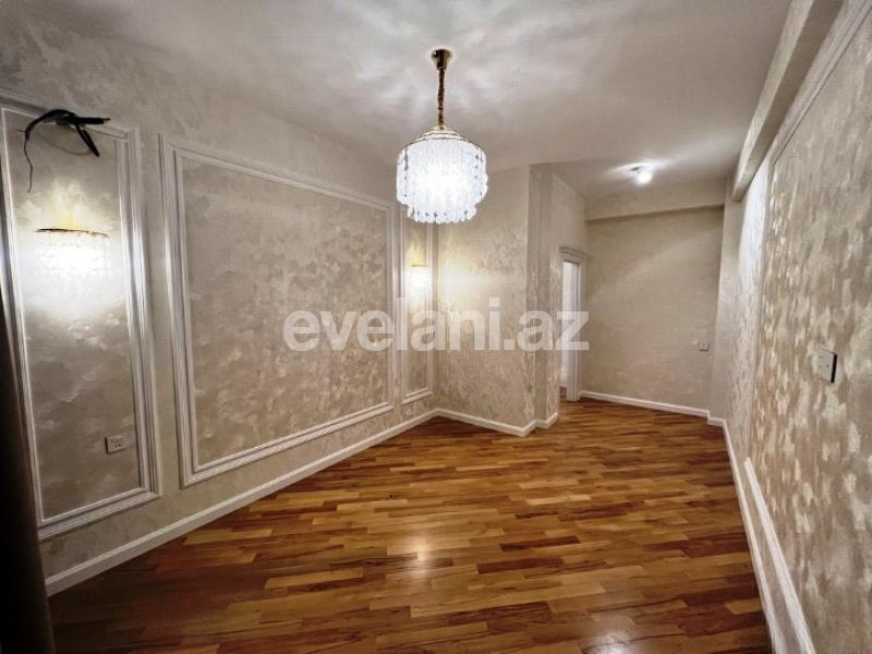 Satılır, yeni tikili, 2 otaqlı, 70 m², Bakı, Nizami r, 8-ci kilometr q, Neftçilər m.