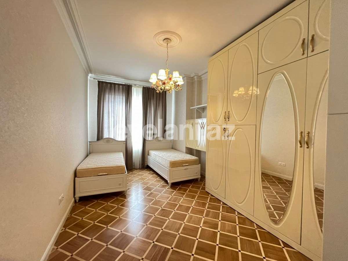 Satılır, yeni tikili, 4 otaqlı, 170 m², Bakı, Nəsimi r, Gənclik m.