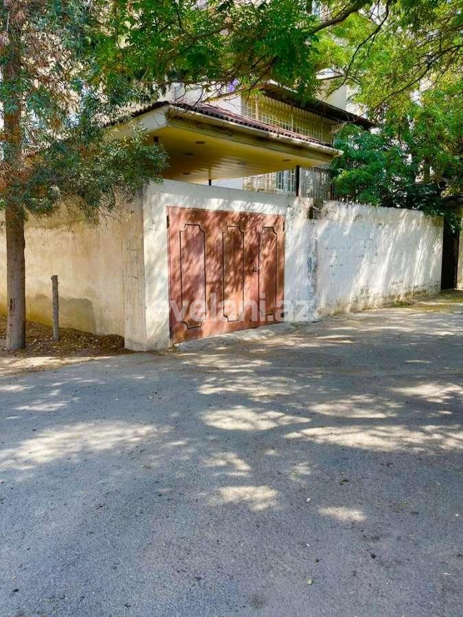 Satılır, köhnə tikili, 3 otaqlı, 70 m², Bakı, Nərimanov r, Nəriman Nərimanov m.