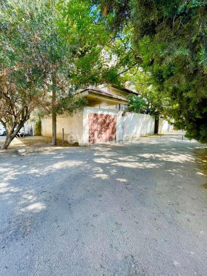 Satılır, köhnə tikili, 3 otaqlı, 70 m², Bakı, Nərimanov r, Nəriman Nərimanov m.