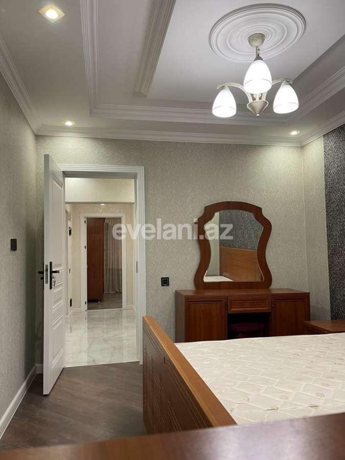 Rent, old building, 3 room, 80 m², Baku, Khatai r, Hazi Aslanov m.