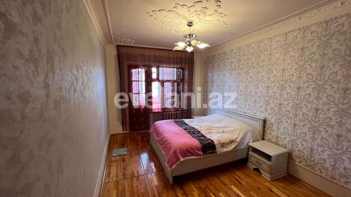 Satılır, köhnə tikili, 2 otaqlı, 65 m², Bakı, Xətai r.