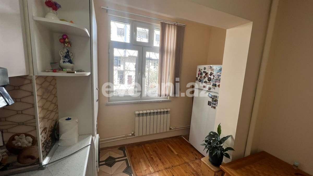 Satılır, köhnə tikili, 2 otaqlı, 65 m², Bakı, Xətai r.