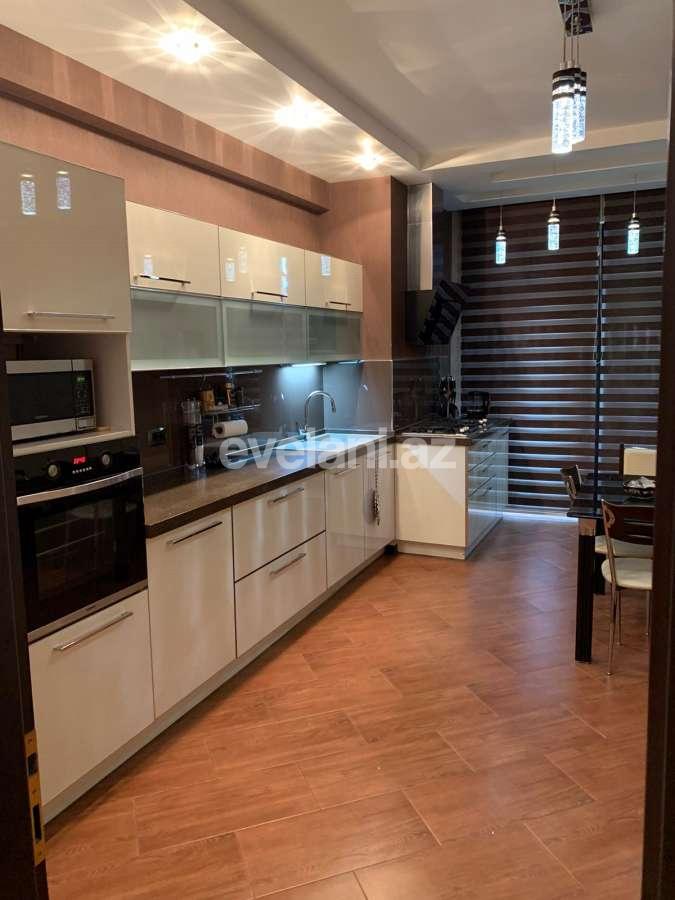 Kirayə verilir, yeni tikili, 3 otaqlı, 130 m², Bakı, Xətai r, Şah İsmayıl Xətai m.