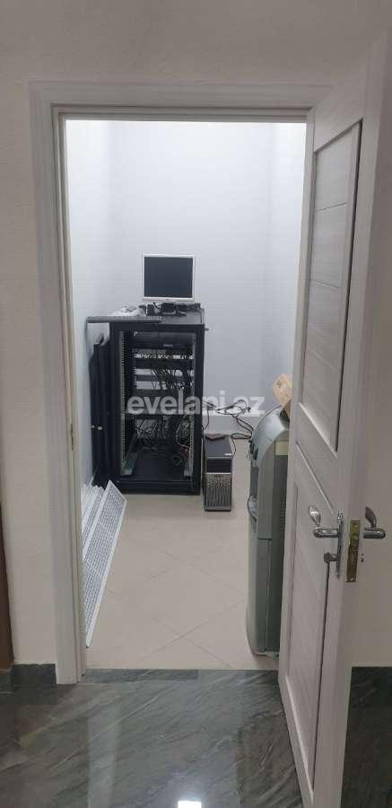 Satılır, ofis, 12 otaqlı, 310 m², Bakı, Xətai r, Ağ şəhər q.