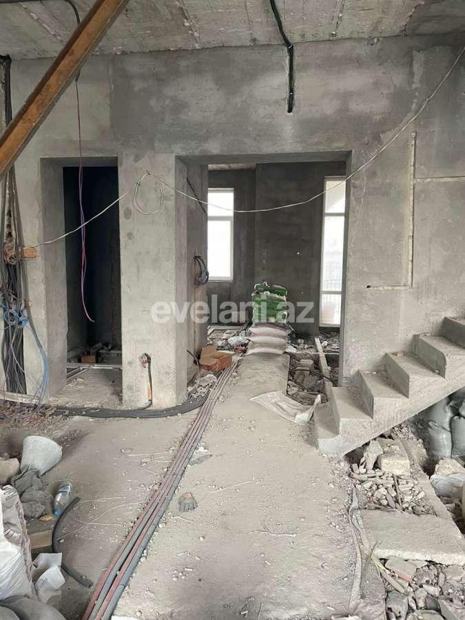 Satılır, köhnə tikili, 5 otaqlı, 110 m², Bakı, Səbail r, Sahil m.