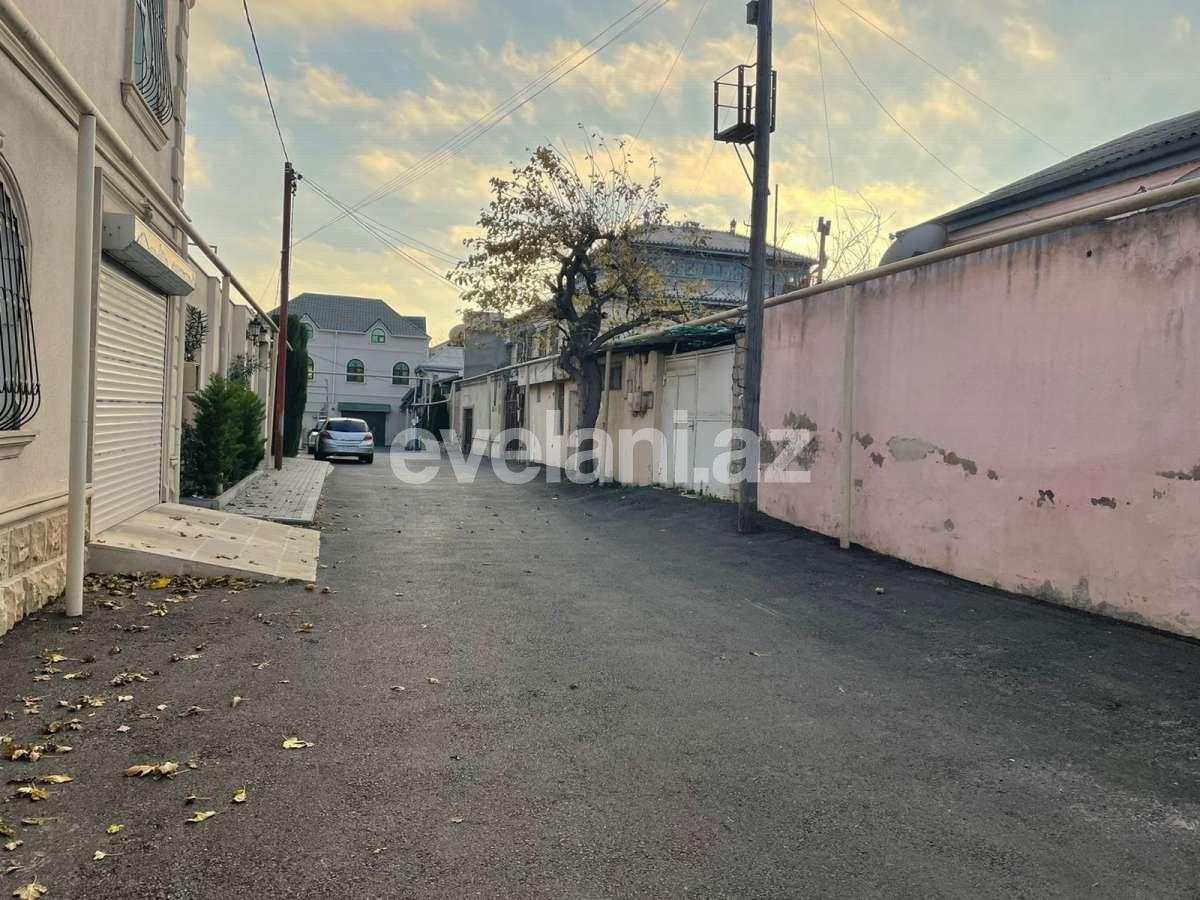 Satılır, həyət evi / bağ, 4 otaqlı, 170 m², Bakı, Binəqədi r, Azadlıq prospekti m.