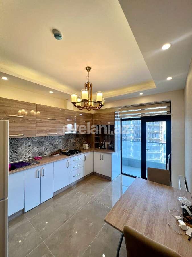 Kirayə verilir, yeni tikili, 2 otaqlı, 110 m², Bakı, Yasamal r, İnşaatçılar m.