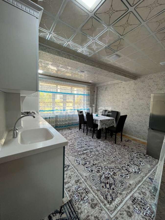 Rent, old building, 3 room, 105 m², Baku, Nasimi r, 28 may m.