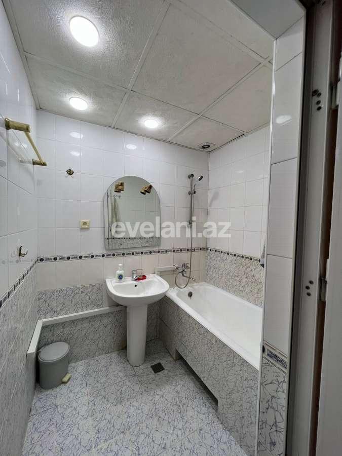 Rent, old building, 3 room, 90 m², Baku, Khatai r, Shah Ismail Khatai m.