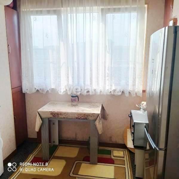Satılır, köhnə tikili, 3 otaqlı, 59.99 m², Bakı, Sabunçu r, Bakıxanov q, Neftçilər m.