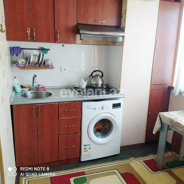 Satılır, köhnə tikili, 3 otaqlı, 59.99 m², Bakı, Sabunçu r, Bakıxanov q, Neftçilər m.