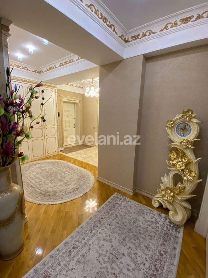 Sale, new building, 3 room, 130 m², Baku, Khatai r, Hazi Aslanov m.