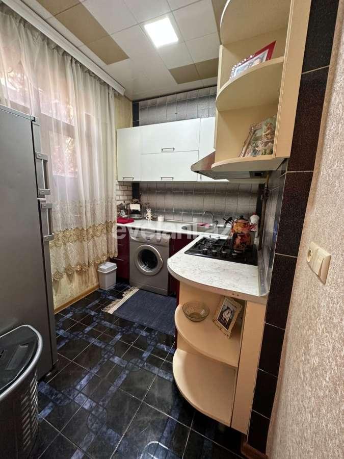 Продаётся, вторичка, 2-комнаты, 55 m², Баку, Бинагадинский r, 6-й микрорайон p, Насими m.