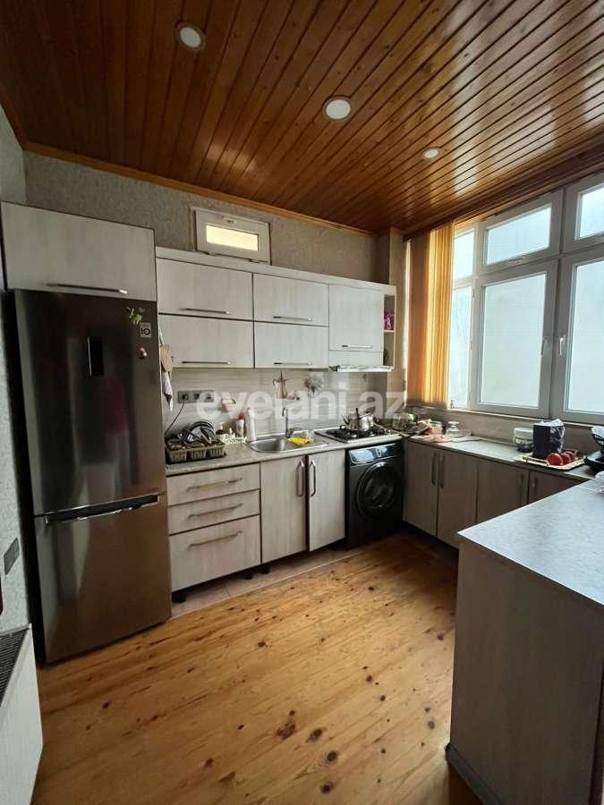 Satılır, həyət evi / bağ, 8 otaqlı, 2000 m², Bakı, Sabunçu r, Bakıxanov q, Koroğlu m.