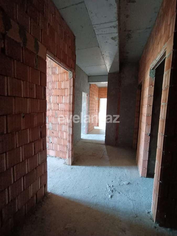 Satılır, yeni tikili, 4 otaqlı, 130 m², Bakı, Xətai r, Həzi Aslanov m.