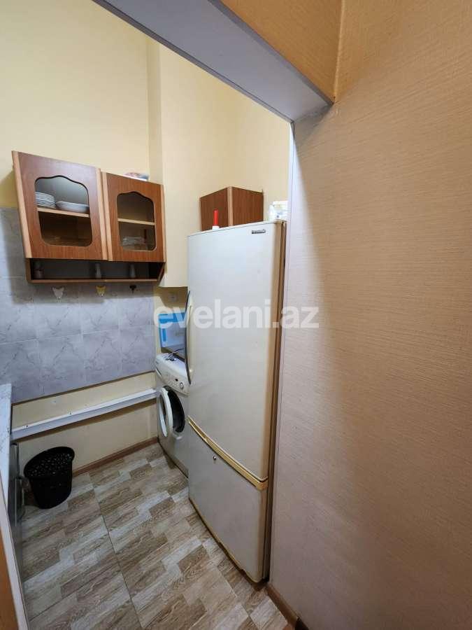 Sale, old building, 3 room, 65 m², Baku, Nasimi r.