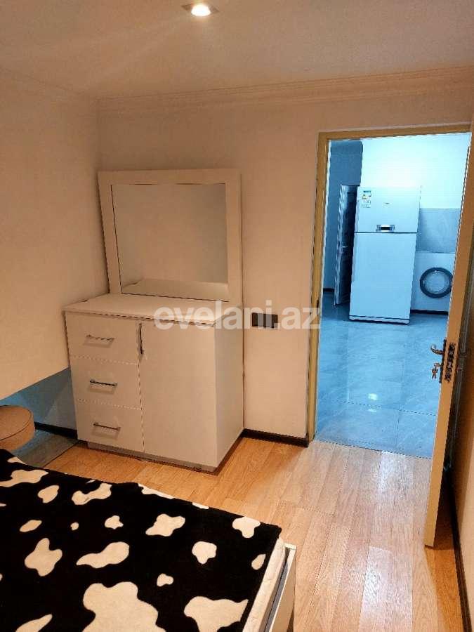 Kirayə verilir, köhnə tikili, 2 otaqlı, 60 m², Bakı, Səbail r, Sahil m.