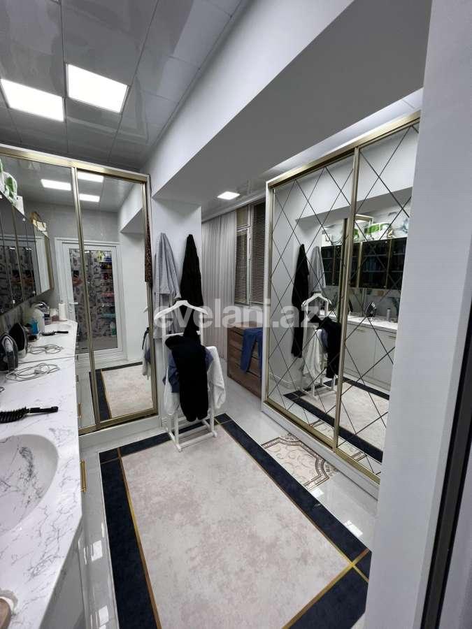 Rent, old building, 4 room, 131 m², Baku, Nasimi r, 20 yanvar m.