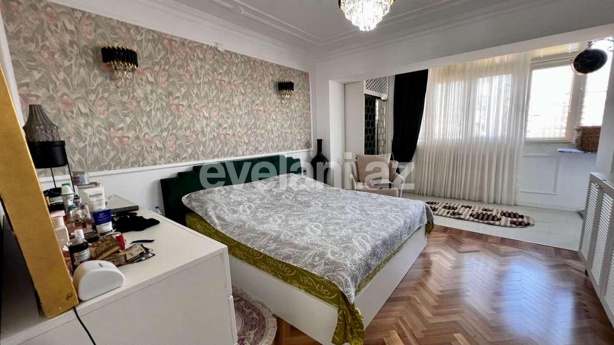 Rent, old building, 4 room, 131 m², Baku, Nasimi r, 20 yanvar m.